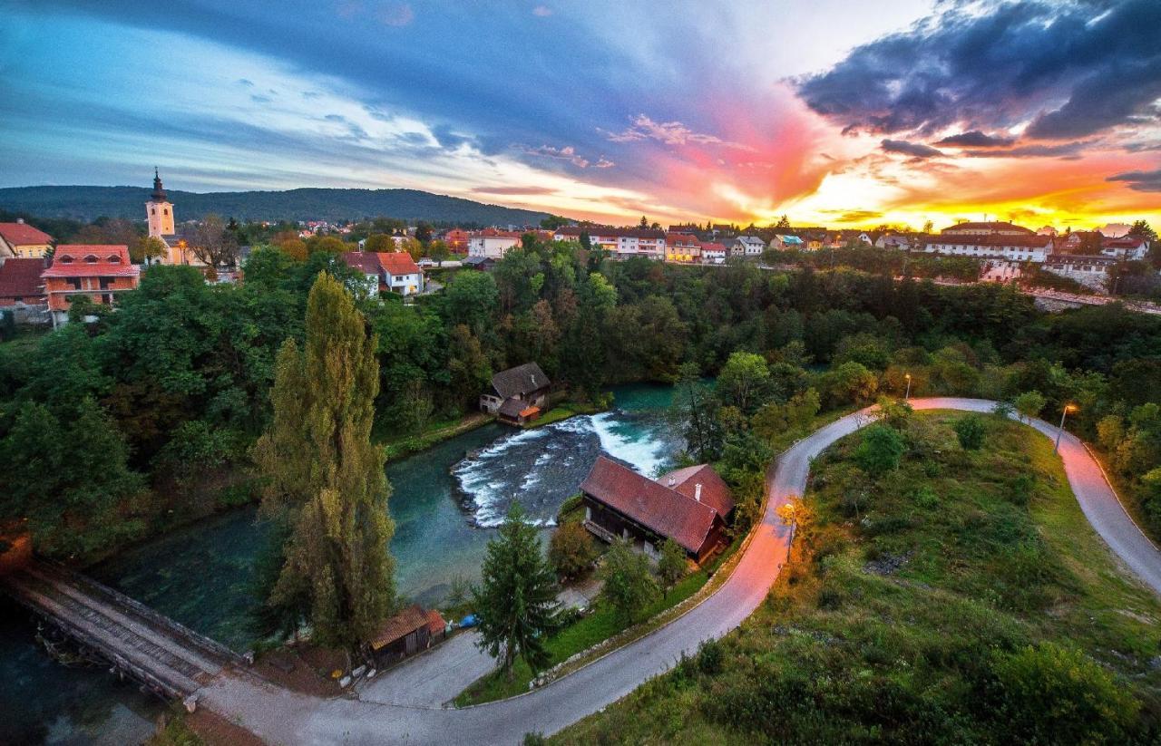 Kuca Za Odmor Slunjcica Villa Buitenkant foto