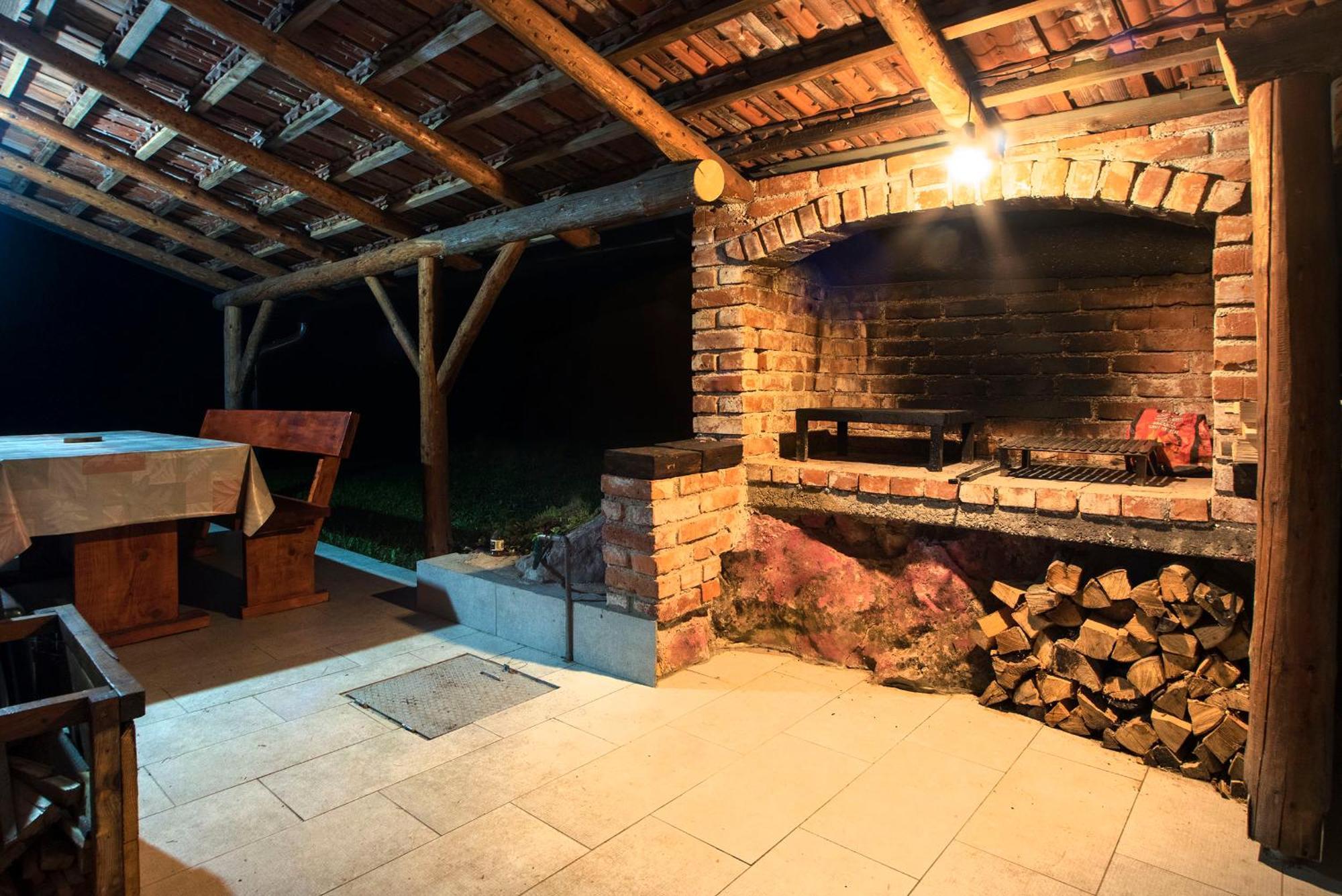 Kuca Za Odmor Slunjcica Villa Buitenkant foto